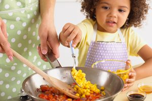 cooking-with-kids_612